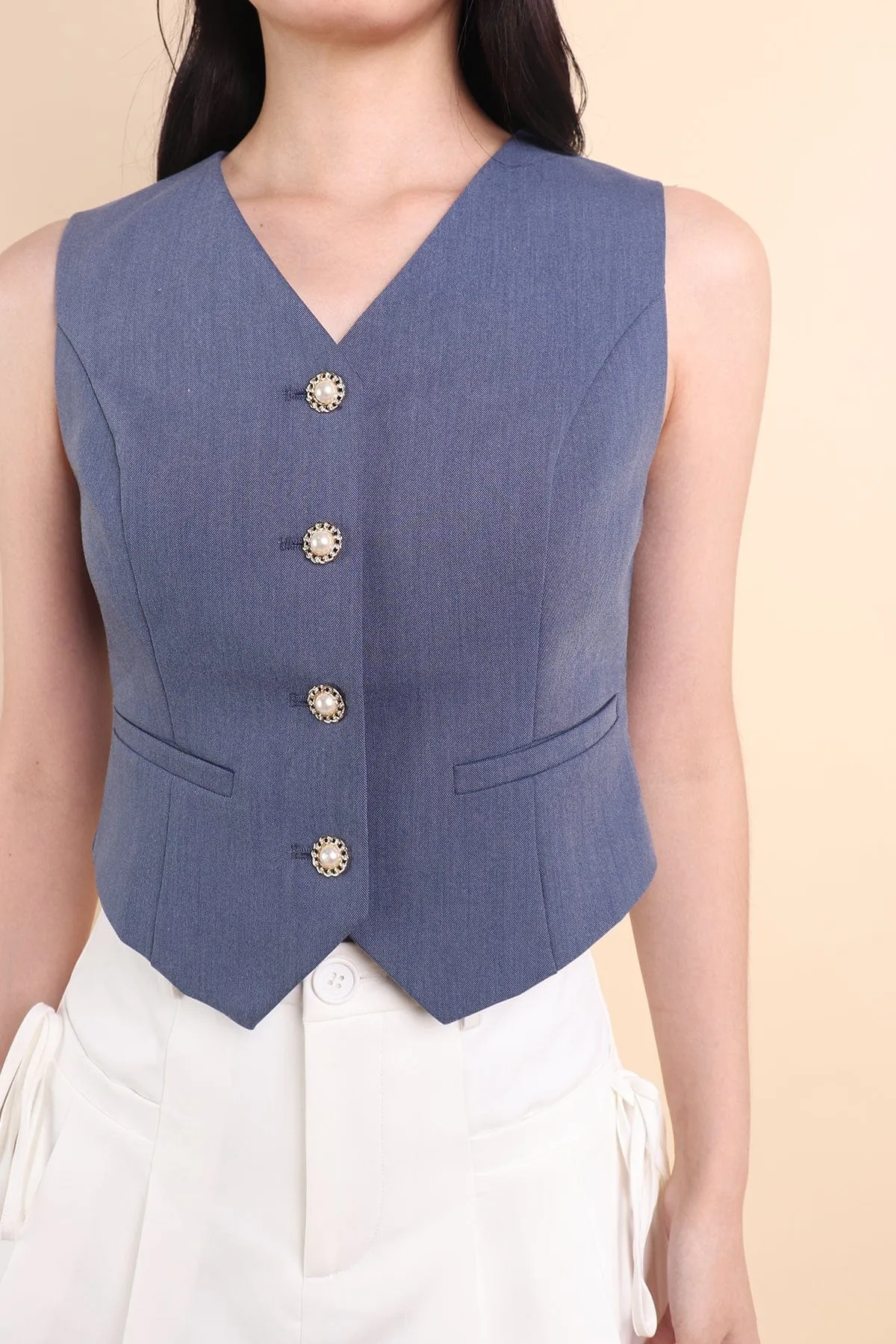 CAMU VEST TOP IN DENIM