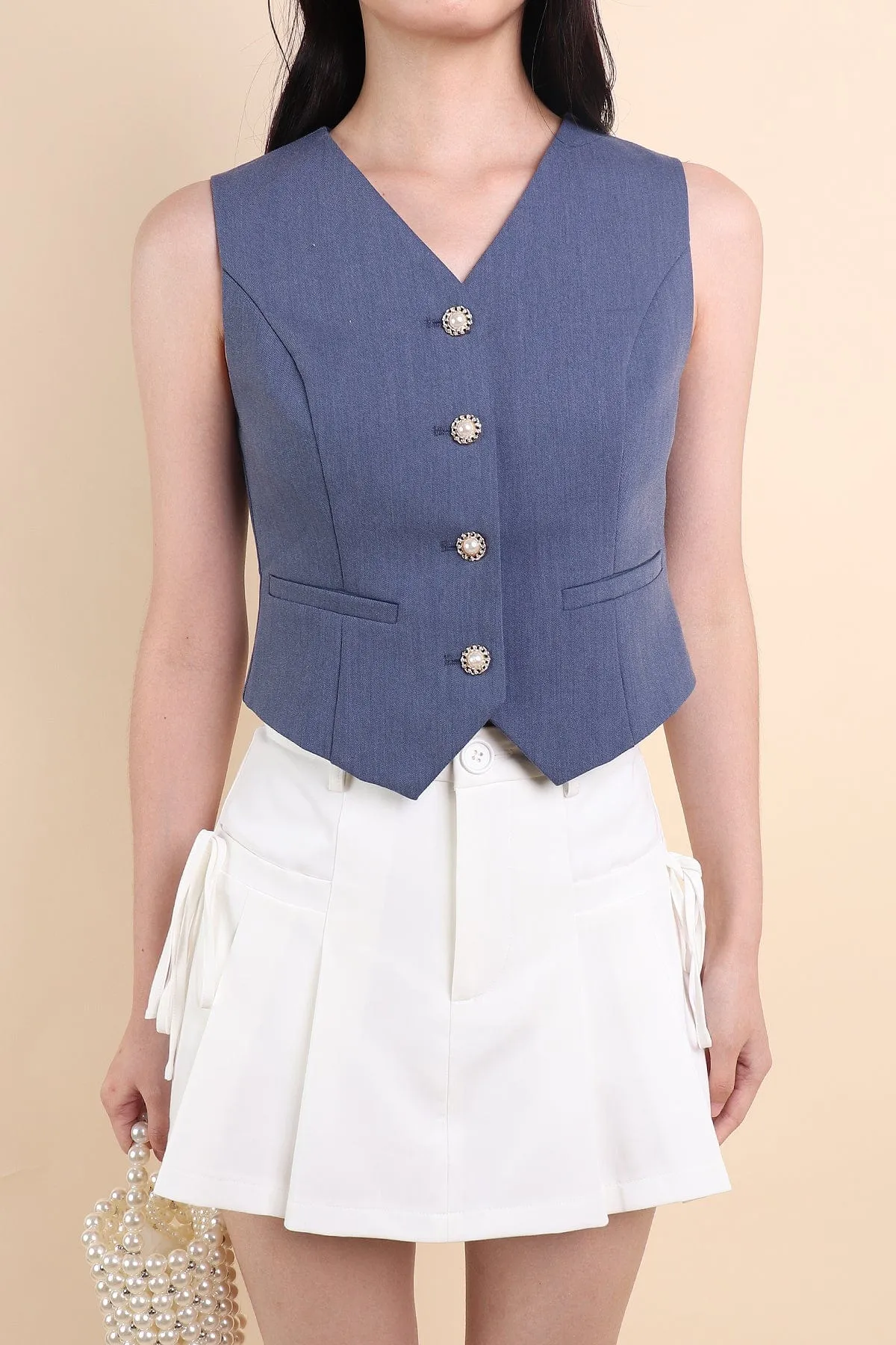 CAMU VEST TOP IN DENIM