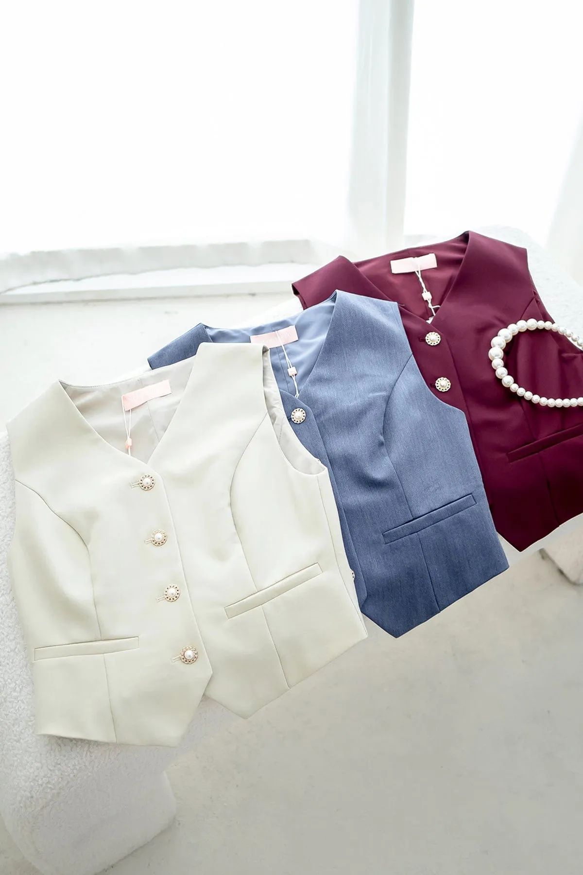 CAMU VEST TOP IN ECRU