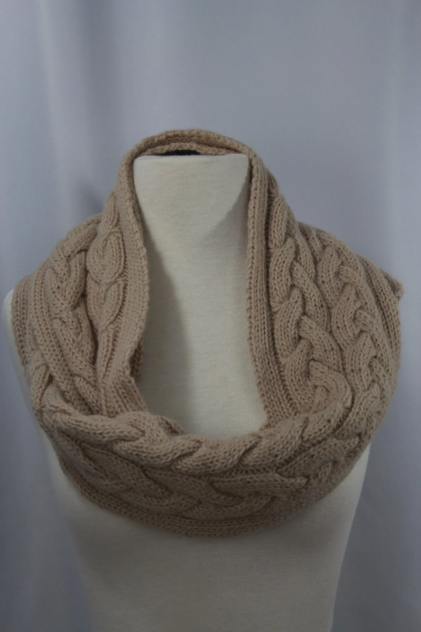 Infinity Alpaca Scarf- Beige