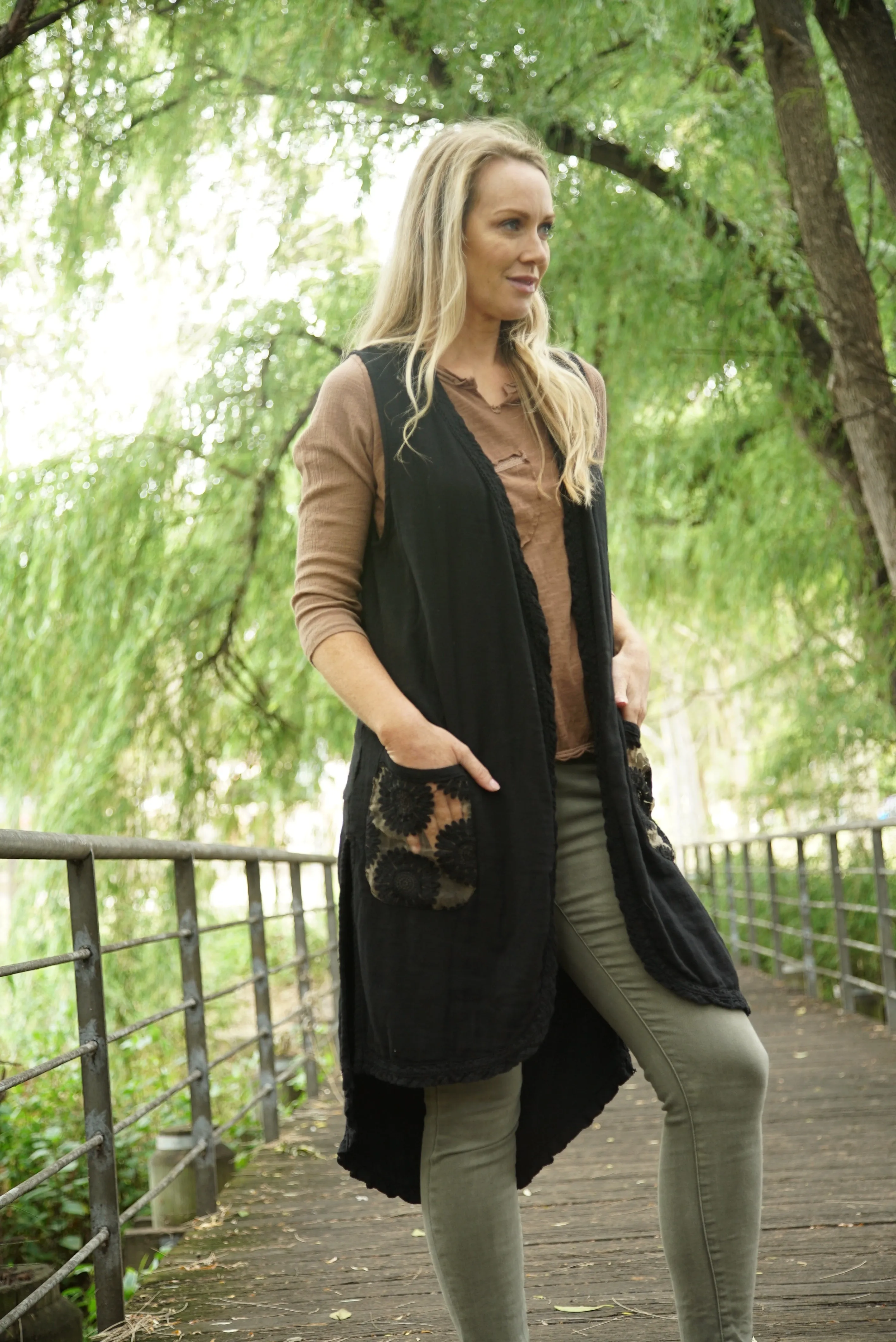 IRIS linen vest