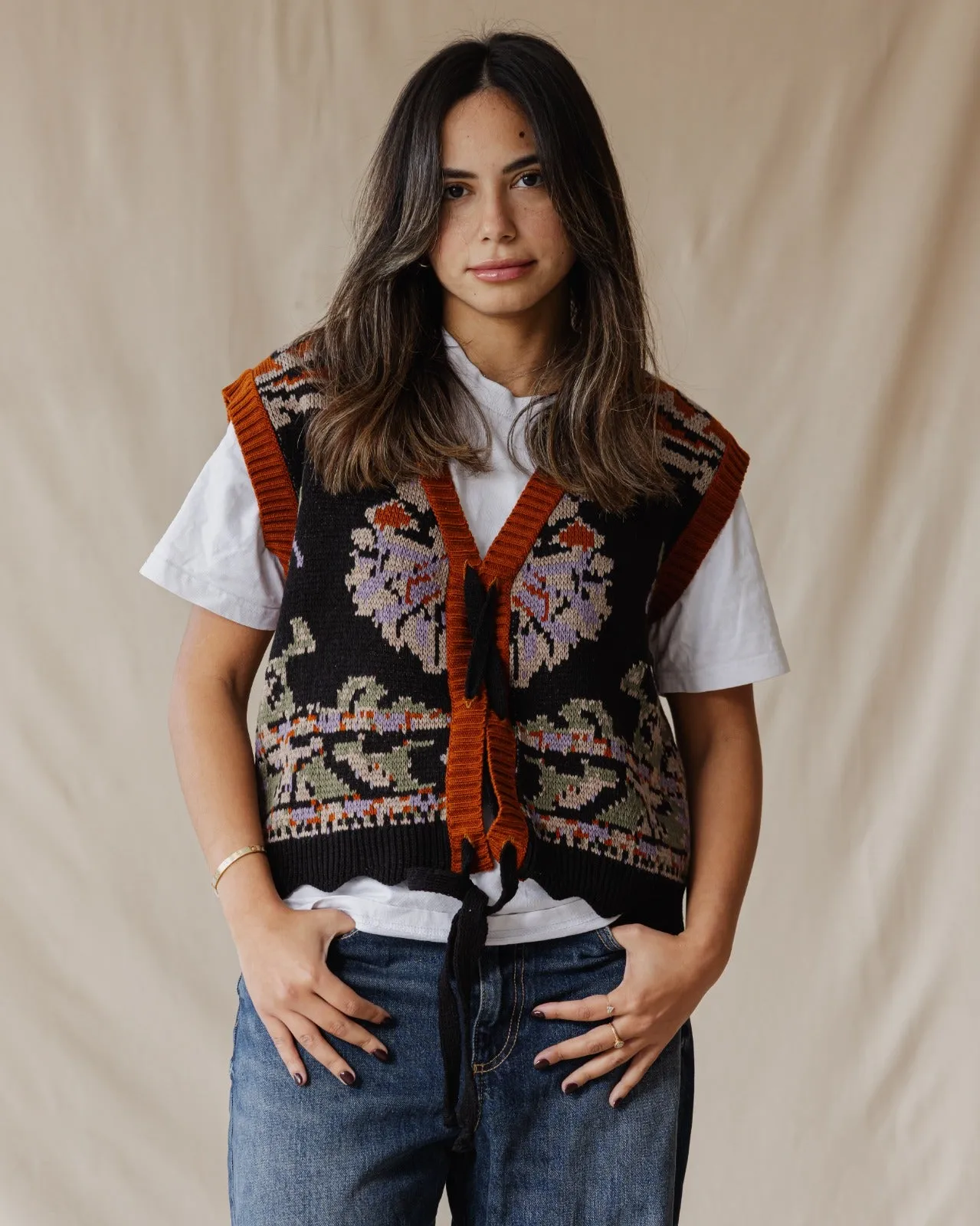 Jelak Knitted Vest