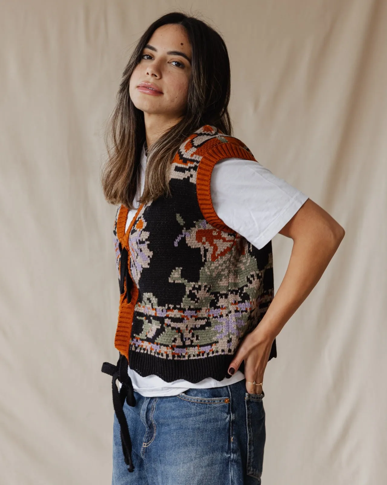 Jelak Knitted Vest