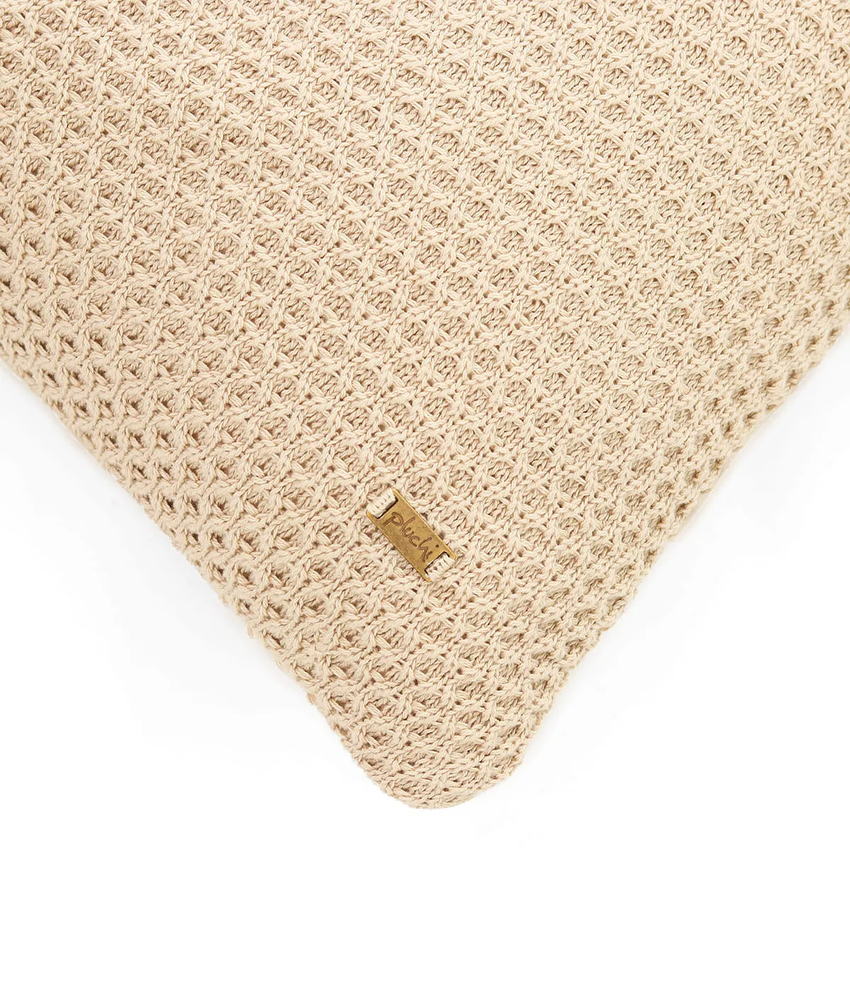 Kelly Fusion Oat Cotton Knitted Decorative 18 X 18 Inches Cushion Cover