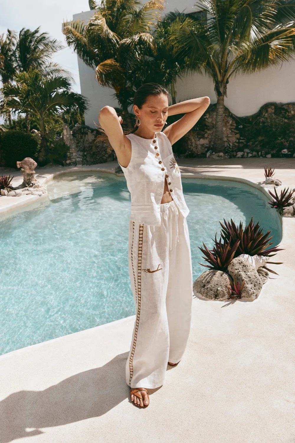 Lila Linen Vest Skyros