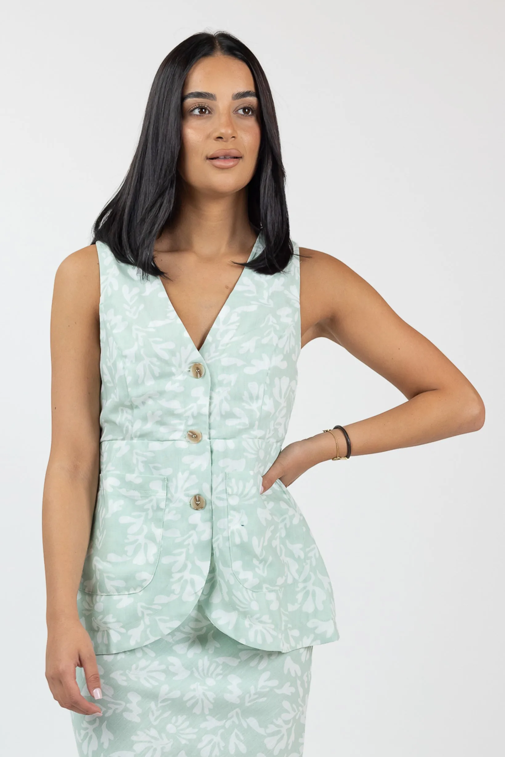 Liyana Linen Vest