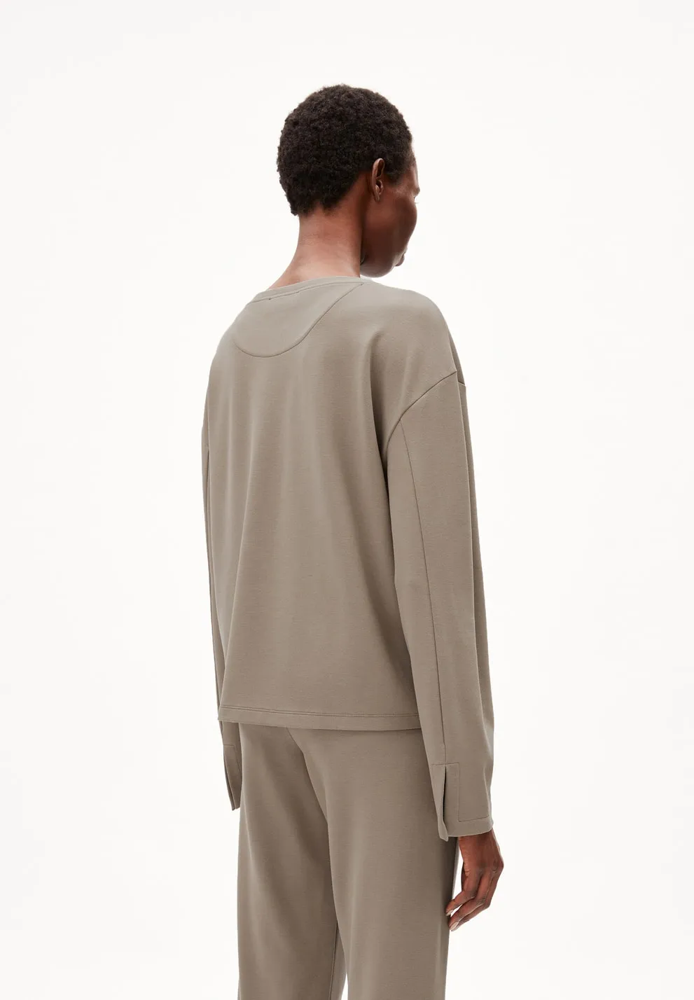 Longsleeve BEAA TRICE muddy water | ARMEDANGELS