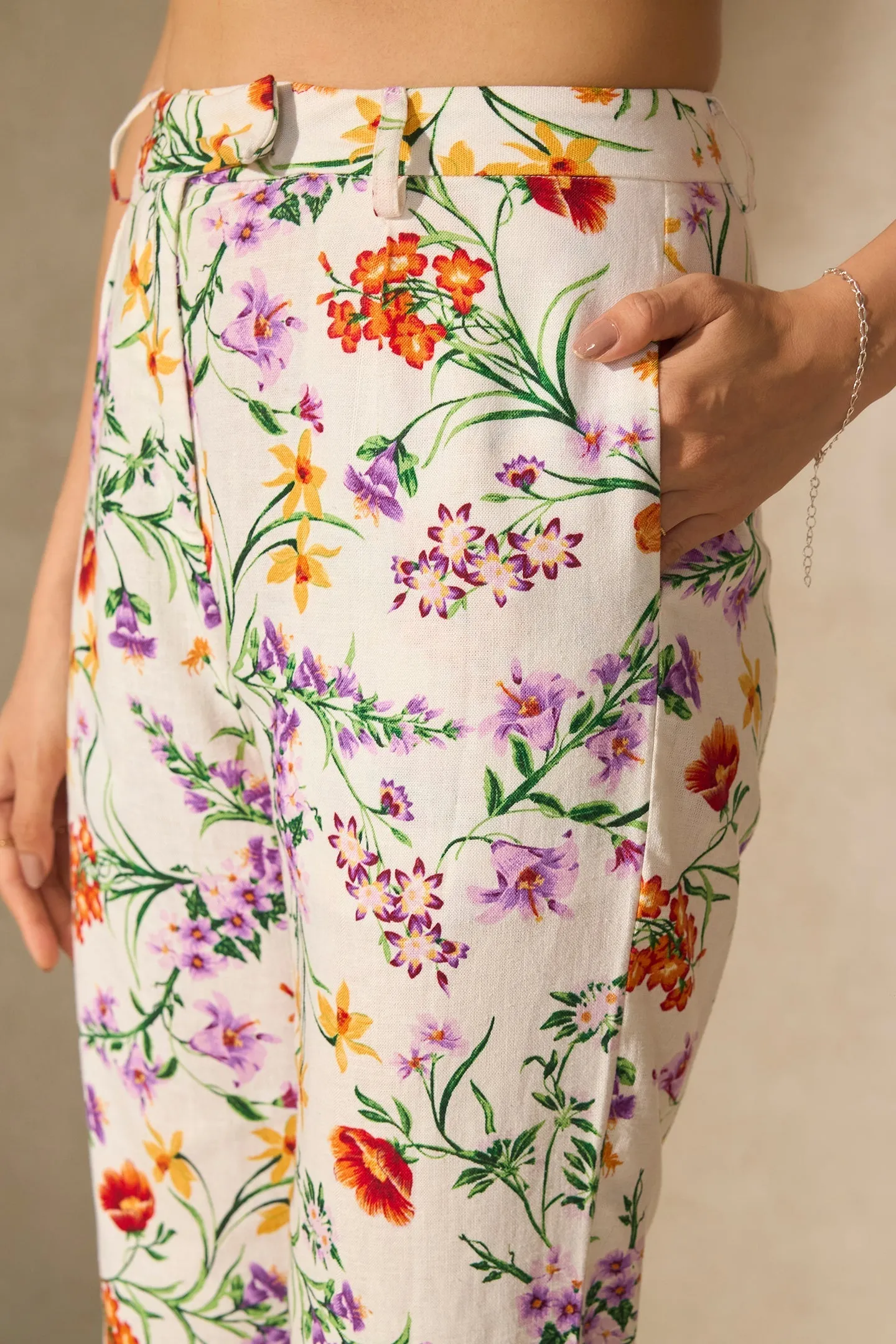 Lyra Top|Linen Floral Vest