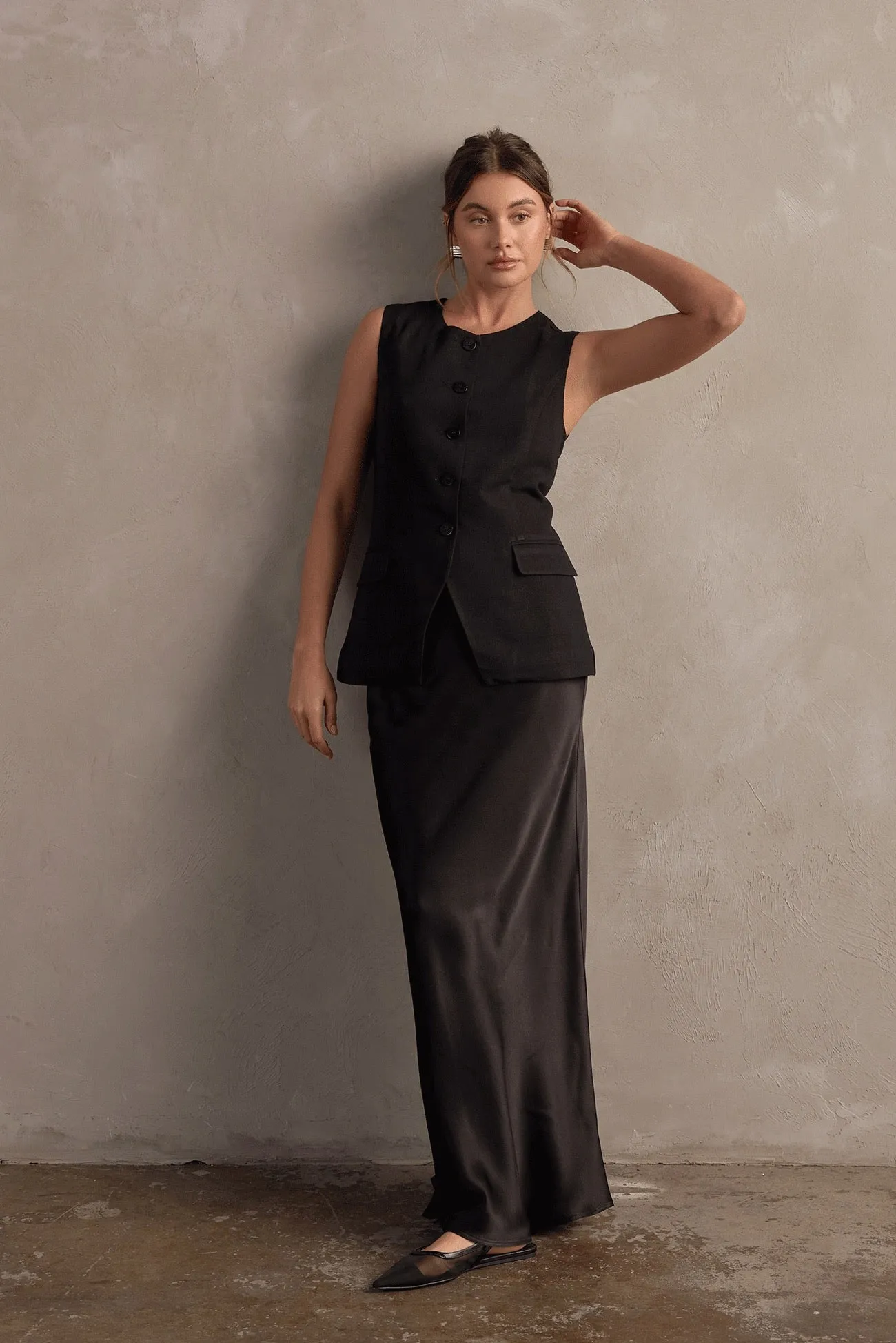 Raef The Label Amelia Linen Vest - Black