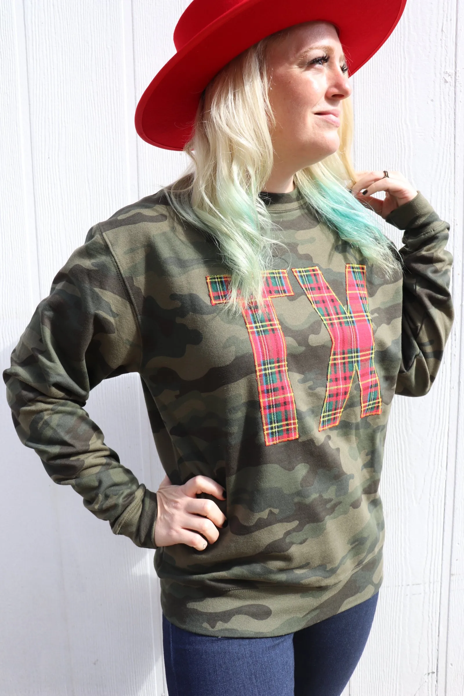 Tartan Plaid State Pullover [Premium Camo]