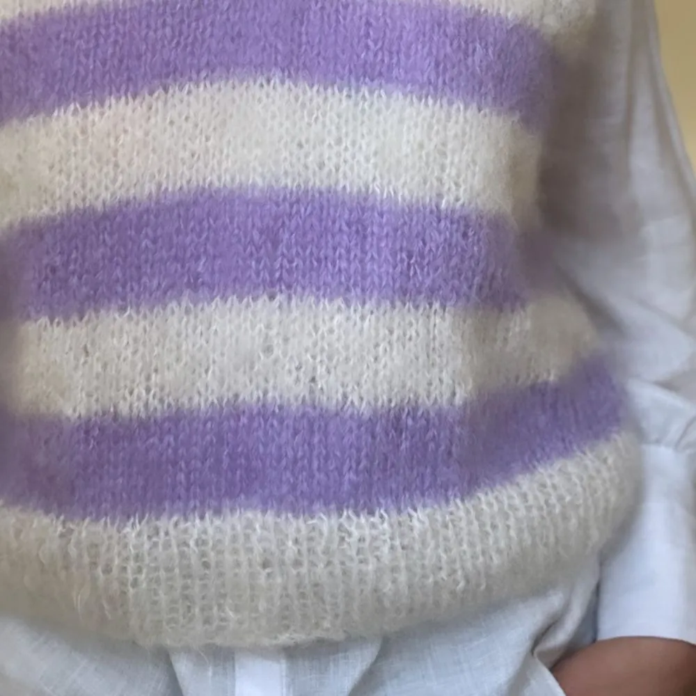 Thea Vest Knitting Pattern (155)